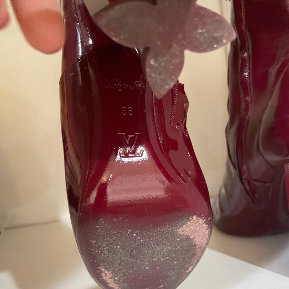 Louis Vuitton heeled Boots - Picture 2 of 4